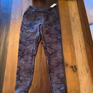 Ptula camo stealth sculpt legging